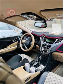 هيونداي أزيرا